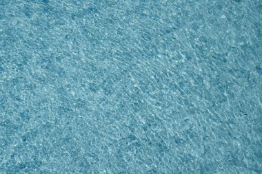 Yüzme havuzunda soyut mavi renk su dalgası arkaplan için saf doğal girdap desen dokusu kullanımı
