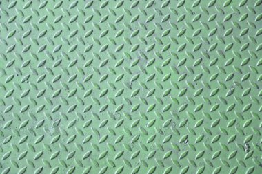 Yeşil elmas kaplama metal yüzey görünür aşınma ve çizikler