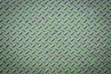 Yeşil elmas kaplama metal yüzey görünür aşınma ve çizikler