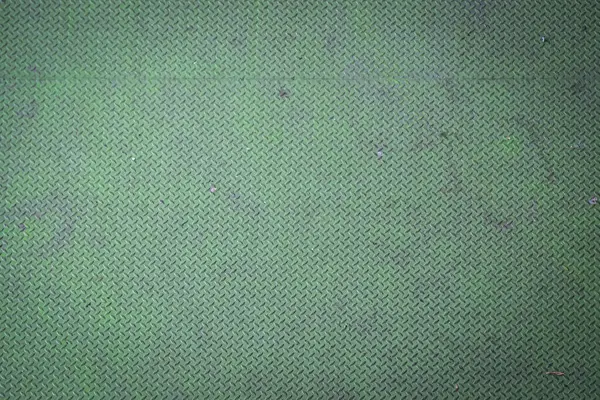 Yeşil elmas kaplama metal yüzey görünür aşınma ve çizikler