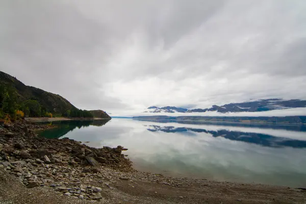 Lake Hawea Wanaka South Island New Zealand Melancholic Cloudy Foggy — Stock Photo, Image