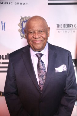 Hollywood, CA - 6 Ekim 2023: 2023 Yaşayan Efsaneler Vakfı Ödül Töreni için kırmızı halı geldi..