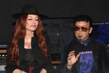 Studio City, CA - 10 Ekim 2023: Barbara Morrison, David Longoria 'nın ev sahipliğini yaptığı Del Oro Stüdyoları dinleme / izleme partisi, şarkıcı / söz yazarı, medya ve basın, ikonik Carol Connors da dahil olmak üzere.