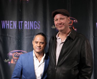 Encino, CA - 28 Ekim 2023: Kıdemli aktris Sally Kirkland 'ın özel gösterimiyle Tyrone Tann' ın çektiği When It Rings filminin prömiyeri için kırmızı halı geldi..