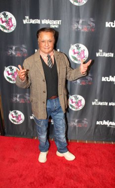 Santa Ana, CA 31 Ekim 2023: Örümcek Bebek 'in prömiyeri için kırmızı halı geldi. Etkinliğe korku filmi oyuncuları ve aktrisleri de dahil olmak üzere ünlüler katıldı ve Frida Sineması 'nda düzenlendi.. 