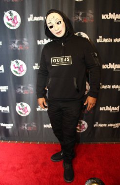 Santa Ana, CA 31 Ekim 2023: Örümcek Bebek 'in prömiyeri için kırmızı halı geldi. Etkinliğe korku filmi oyuncuları ve aktrisleri de dahil olmak üzere ünlüler katıldı ve Frida Sineması 'nda düzenlendi.. 