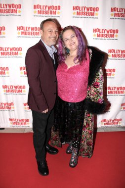 Hollywood, CA - 8 Şubat 2024: Hollywood Müzesine gelen kırmızı halı Siyah Tarih Ayı 'nı kutluyor ve The Joint' in galası Jumpin sergisi.