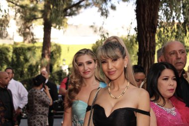 Beverly Hills, CA Mart 10, 2024: Beverly Hills, Kaliforniya 'daki Warner Brothers Estates' te 24..