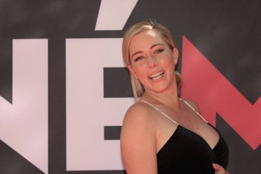 Beverly Hills, CA Mart 10, 2024: Kendra Wilkinson, Beverly Hills, Kaliforniya 'daki Warner Brothers Estates' te düzenlenen 24.. 
