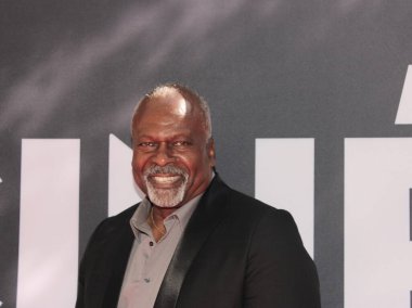 Beverly Hills, CA Mart 10, 2024: Kim Estes, Beverly Hills, Kaliforniya 'daki Warner Brothers Estates' te düzenlenen 24.. 