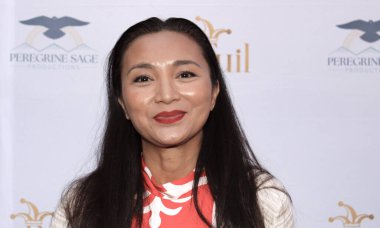 Burbank, CA - 17 Mayıs 2024: Urban Press Şaraphanesinin açılışı için kırmızı halı geldi.