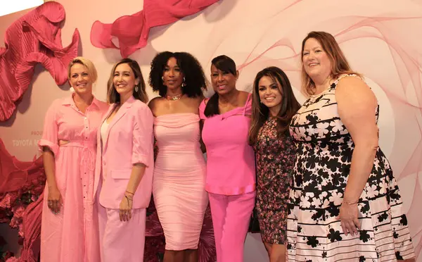 stock image Beverly Hills, CA - May 19, 2024: Pink carpet arrivals for A Pink Pump Affair, a fundraiser for Autism awareness, held at the Beverly Wilshire Hotel.