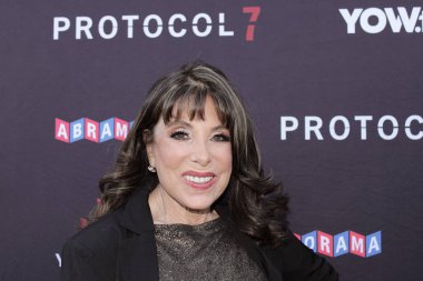 Protokol 7 'nin galası için Kırmızı Halı Gelişi