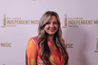 Hollywood, CA - 18 Temmuz 2024: Hollywood 'daki Avalon' da düzenlenen HIMA Ödülleri için kırmızı halı geldi.