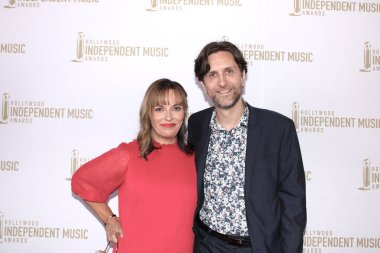 Hollywood, CA - 18 Temmuz 2024: Hollywood 'daki Avalon' da düzenlenen HIMA Ödülleri için kırmızı halı geldi.