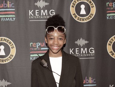 Hollywood, CA - 14 Eylül 2024: Ürkütücü Mevsim Fırlatma Partisi için Hollywood 'daki Ovation Tiyatrosu' ndaki Şairler Yolu Galerisi 'nde kırmızı halı geldi.