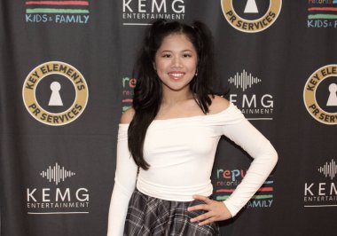 Hollywood, CA - 14 Eylül 2024: Ürkütücü Mevsim Fırlatma Partisi için Hollywood 'daki Ovation Tiyatrosu' ndaki Şairler Yolu Galerisi 'nde kırmızı halı geldi.