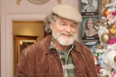 Hollywood Müzesi 'nde Noel ağacı buduyor.