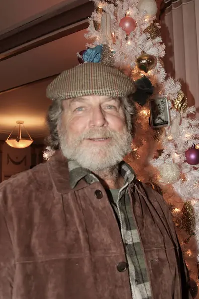 Hollywood Müzesi 'nde Noel ağacı buduyor.