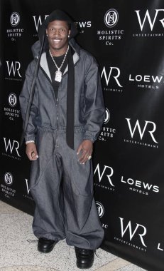 Hollywood, CA - 22 Mart 2025: Hollywood 'daki Loews Oteli' nde Las Vegas mentalisti Banachek 'in oynadığı özel etkinlik için kırmızı halı geldi..