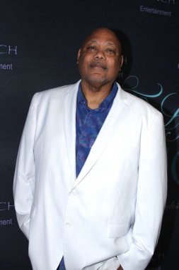 Los Angeles, CA - 31 Ağustos 2025: Los Angeles Sanat Bölgesi 'nde EZway' in Los Angeles stüdyosunun açılışı için düzenlenen EZway LA Fırlatma ve Kurdele Kesme Töreni için kırmızı halı geldi.