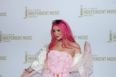 Hollywood, CA - 30 Temmuz 2025: Hollywood Bağımsız Müzik Ödülleri için Hollywood 'daki Avalon Tiyatrosu' na kırmızı halı geldi.