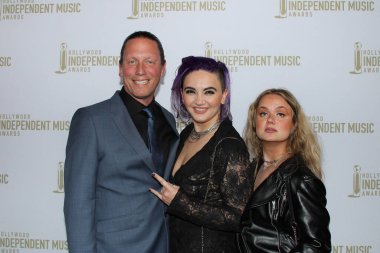 Hollywood, CA - 30 Temmuz 2025: Hollywood Bağımsız Müzik Ödülleri için Hollywood 'daki Avalon Tiyatrosu' na kırmızı halı geldi.