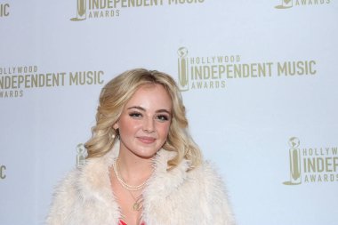 Hollywood, CA - 30 Temmuz 2025: Hollywood Bağımsız Müzik Ödülleri için Hollywood 'daki Avalon Tiyatrosu' na kırmızı halı geldi.