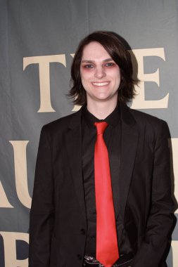 Los Angeles, CA - 21 Eylül 2025: Lincoln Heights, Los Angeles, Kaliforniya 'daki perili bir köşkte düzenlenen Birinci Yıllık Perili Balo için kırmızı halı gelişleri.