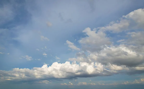 Волны Белых Облаков Цунами — стоковое фото