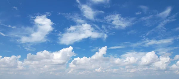 Cielo Azul Con Nublado Blanco Vista Naturaleza — Foto de Stock