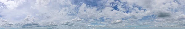 Contrast Dark Gray Clouds Blue Sky Provided Stunning Backdrop Panorama — Stock Photo, Image