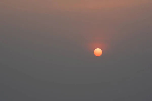 Das Bild Eines Schönen Sonnenuntergangs Hintergrund Der Natur — Stockfoto