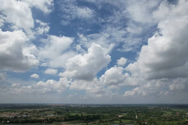 Hermosa Fotografía Paisajes Cielo Azul Con Nubes Blancas Fondo Del — Foto de Stock