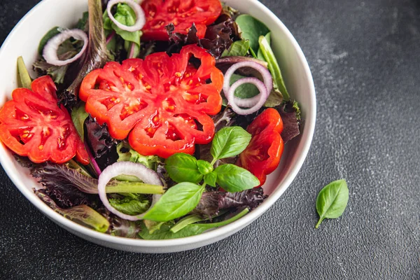Salade Tomate Rouge Légume Plat Frais Repas Collation Sur Table — Photo