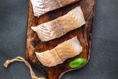 balık fileto taze deniz ürünleri çiğ yemek aperatifleri masanın üzerinde fotokopi uzayı yiyecek üstü