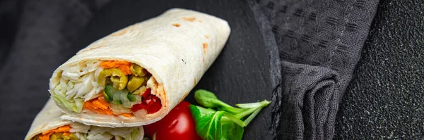 Kebab Wrap Warzywa Wegetariańskie Farsz Świeży Zdrowy Posiłek Jedzenie Przekąska — Zdjęcie stockowe