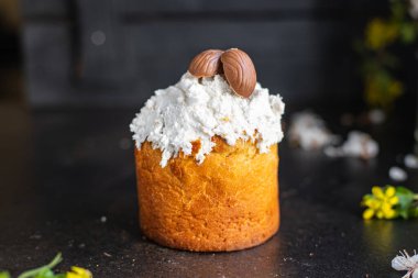 holiday Easter cake and easter eggs sweet bread dessert treat meal food snack on the table copy space food background top view