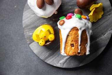 Easter cake, easter egg sweet holiday bread dessert meal food snack on the table copy space food background top view