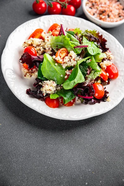 Quinoa Salade Tomate Laitue Verte Mélange Repas Santé Nourriture Collation — Photo