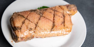 Ördek göğsü çiğ et taze kümes hayvanları yemek aperatifleri masanın üzerinde fotokopi uzay yiyecek arka plan kırsal üst görünüm