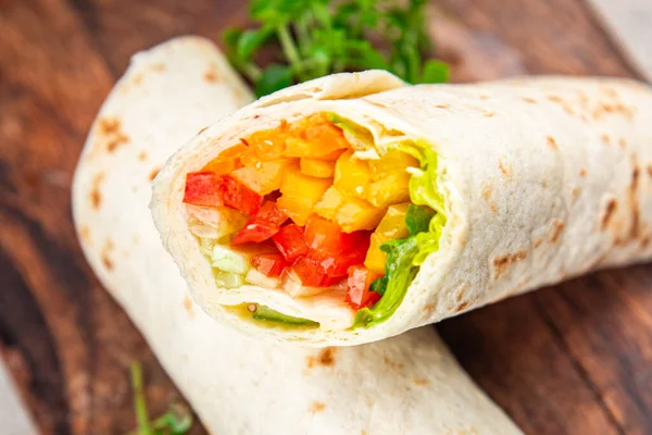Tortilla Vegetal Burrito Fajita Shawarma Con Verduras Pita Comida Saludable —  Fotos de Stock