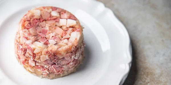 쇠고기 테이블에 간식을 준비의 슬라이스 소박한 — 스톡 사진