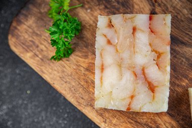 balık briketi çiğ fileto deniz mahsulü aperatif çözeltisi yemek aperatifleri fotokopi masasında uzay yiyecek arka plan kırsal üst görünüm