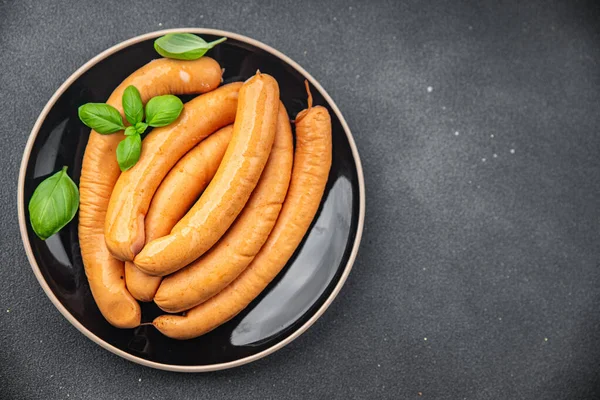 Sosis soya eti sebze protein seitan etsiz buğday vejetaryen veya vejetaryen aperatif masada sağlıklı yemek üst görünüm