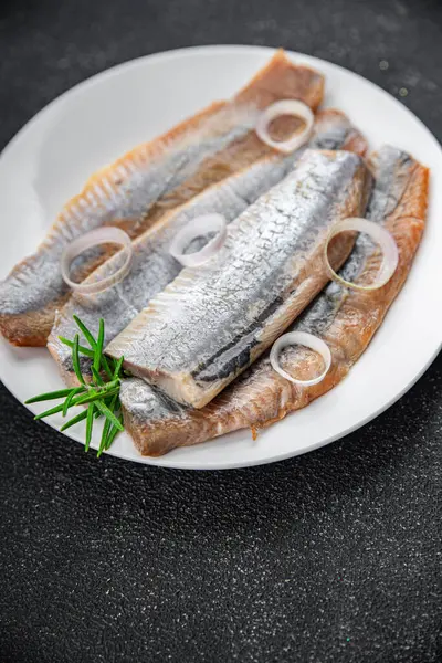 Arenque Peixe Salgado Fresco Frutos Mar Saborosos Alimentação Saudável Cozinhar — Fotografia de Stock
