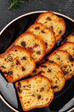 Meyveli pasta kurutulmuş kiraz, kurutulmuş kayısı, kuru erik, tatlı Noel tatlı tatlı tatlı Noel bayramı Yeni yıl ve Noel yemeği atıştırmalığı.