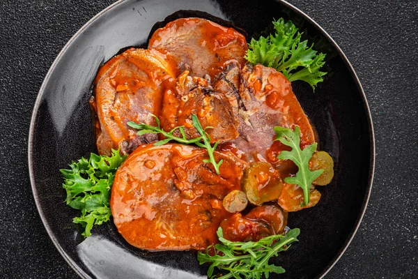 Dil yiyecekleri, domates, acı sos, taze yemek, abur cubur. Fotokopi, uzay, yiyecek arka plan kırsal görüş.