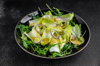 Hindiba salatası vitamini. Lezzetli. Taze sağlıklı. 