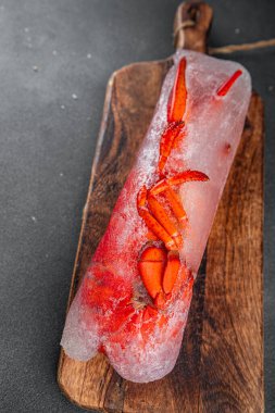 Deniz ürünleri ıstakozu dondurulmuş taze yemek aperatifler masada atıştırmalıklar fotokopi uzay yiyecekleri arka plan kırsal üst manzara